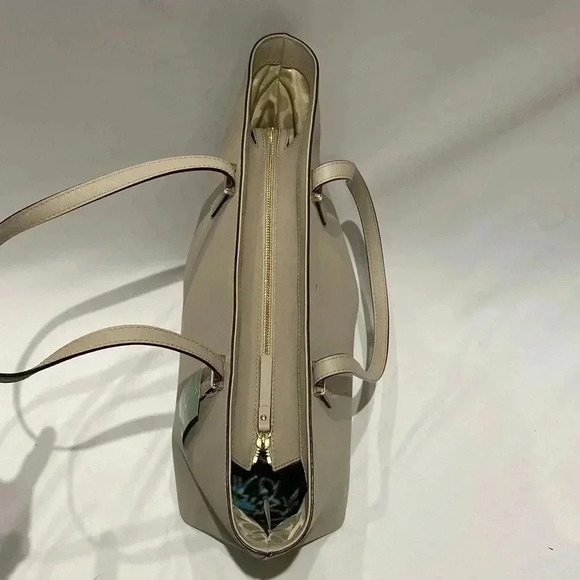 Kate Spade Small Harmony Cedar Street Clocktower, NWT - Picture 6 of 8